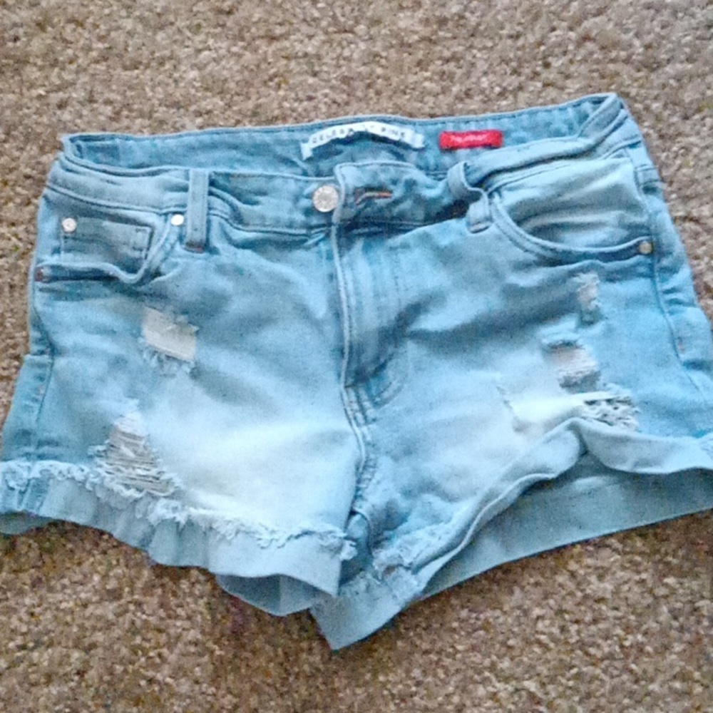 Celebrity Pink shorts